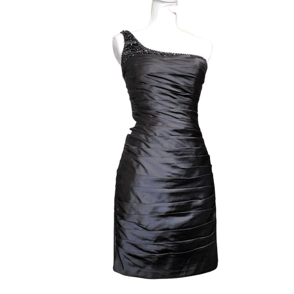 Y2K Black Satin One Shoulder Cocktail Dress Ruched Beaded LBD Sz 4‎ Knee Length - Picture 2 of 12